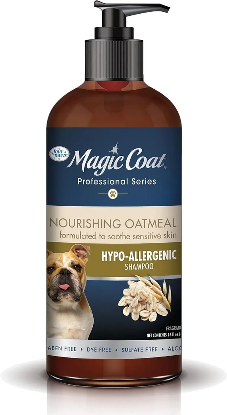 Magic Coat Professional Series Nourishing Oatmeal Hypo-Allergenic Dog Shampoo Photo 1